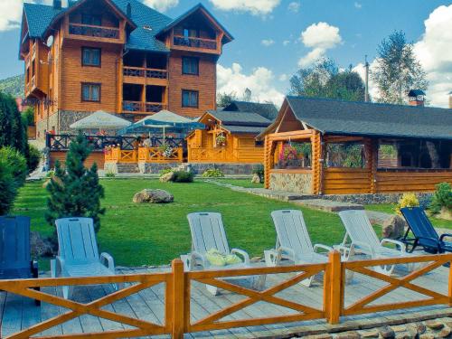 Зображення з фотогалереї помешкання Forest House у Татарові