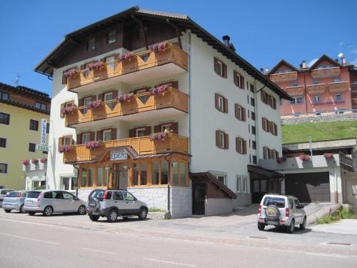 Zdjęcie z galerii obiektu Albergo Eden w mieście Passo del Tonale