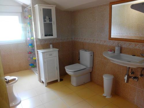 Koupelna v ubytování Casa da Xesteira-Merexo-Muxía-Costa da Morte