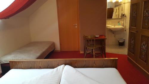Postel nebo postele na pokoji v ubytování Weingut Lieschnegg