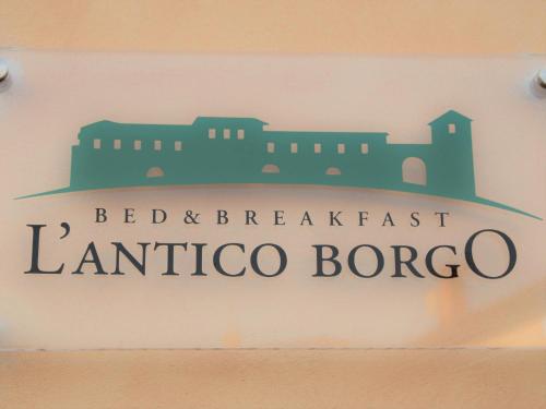 a sign for the beebacist cafeteria of lantico boco at L'Antico Borgo in Zanica