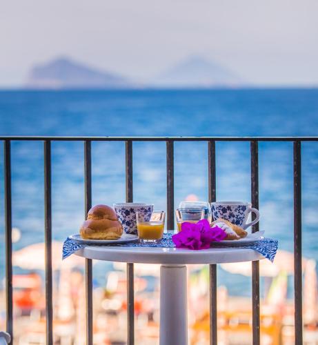 Comida en o cerca de este apartamento
