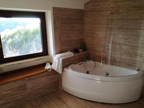 A bathroom at Cominium Benessere