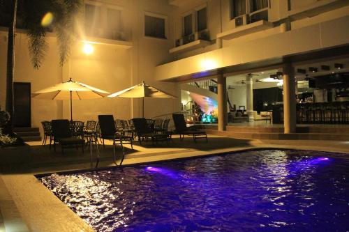 Bazén v ubytování Savannah Resort Hotel nebo v jeho okolí