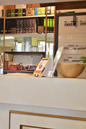 リミニにあるHotel Marselliのギャラリーの写真