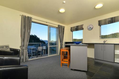 Gallery image of Tombstone Motel, Lodge & Backpackers in Picton