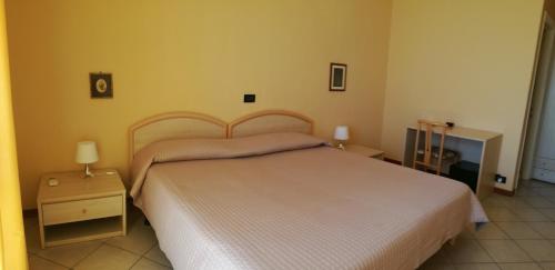 Gallery image of Bellerive Ristorante Albergo in Manerba del Garda