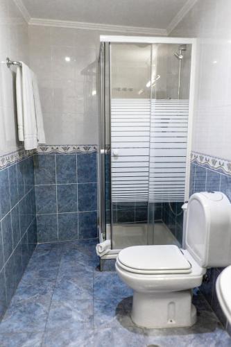 Ένα μπάνιο στο Hotel Amadora Palace