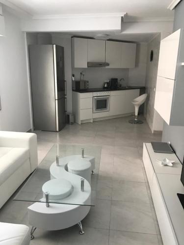 Modern Beach Apartment