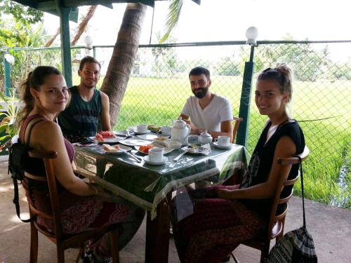 Huéspedes de Man Guest Polonnaruwa