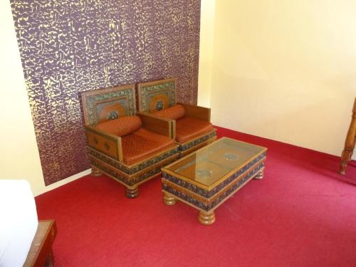 Zona de estar de Deshadan Cliff & Beach Resort,Varkala