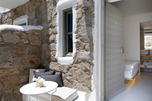 Gallery image of Dreambox Mykonos Suites in Ornos