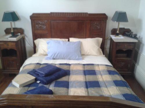Giường trong phòng chung tại Casa da Carlota