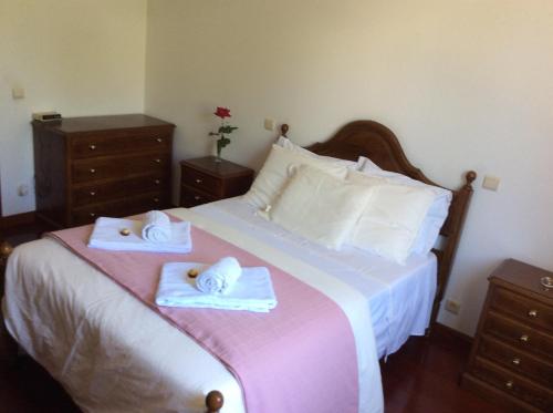 Postel nebo postele na pokoji v ubytování Quinta da Ribeirinha