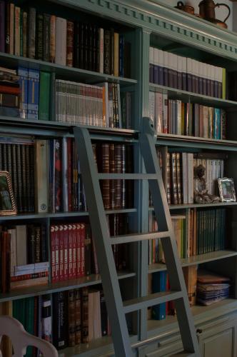 Biblioteca en the country house