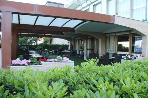 Φωτογραφία από το άλμπουμ του Hotel Boston σε Alba Adriatica