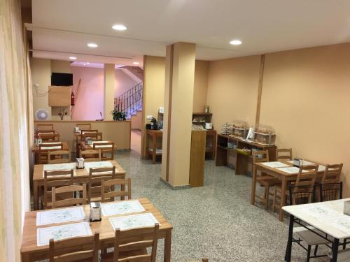 Ресторан / й інші заклади харчування у Hostal Santa Baia
