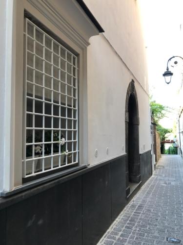 Gambar di galeri bagi White Stylish Apartments di Vico Equense