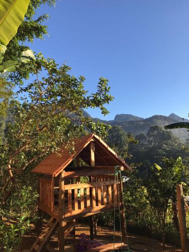 Landskap semula jadi dekat dengan rumah tamu ini