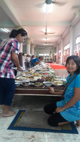 Tetamu yang menginap di Nong Guest House