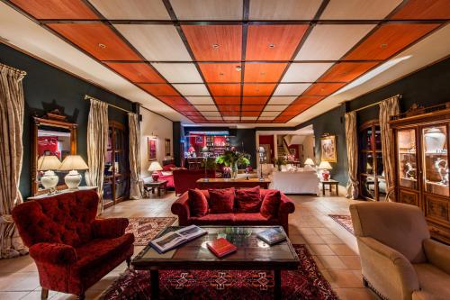 エリニコンにあるRocabella Hellinikon Country Hotelのギャラリーの写真