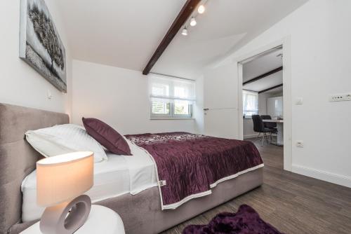 Apartments Ena