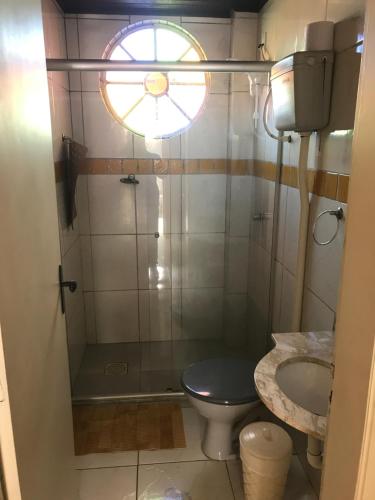 A bathroom at Hotel Texacao do Cavera