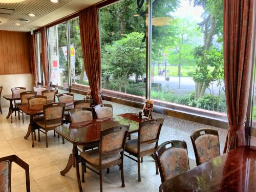 Zona de lounge sau bar la Outlet Hotel UenoEkimae