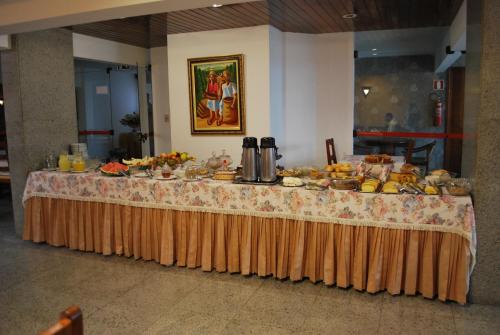 Jídlo v hotelu nebo okolí