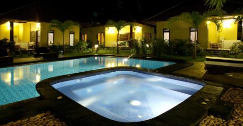 Bazén v ubytování Arco Iris Boutique Hotel & Restaurant nebo v jeho okolí
