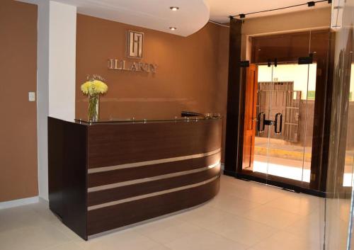 Lobbyn eller receptionsområdet på Illariy Hotel
