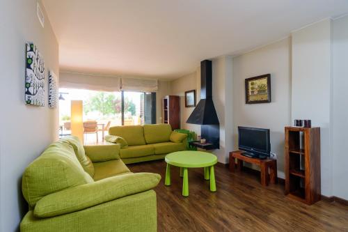 Ruang duduk di Costabravaforrent Residencial Albons