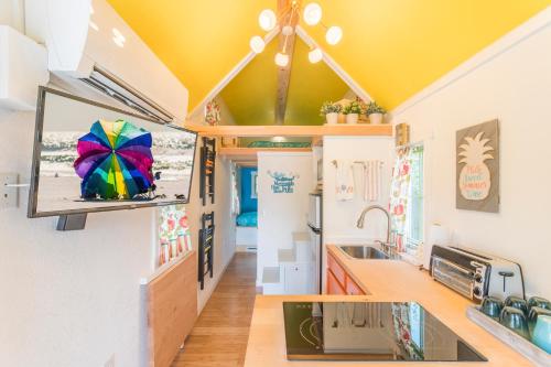 Kuchyň nebo kuchyňský kout v ubytování Tiny House Siesta