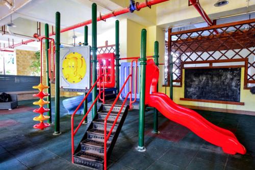 Kawasan permainan kanak-kanak di Sanya Wen Xin Hai Jing Apartement