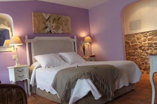 Ένα ή περισσότερα κρεβάτια σε δωμάτιο στο La Casona de Lucía