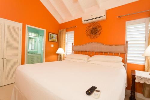 Cama o camas de una habitación en Ocho Rios Under The Palms II