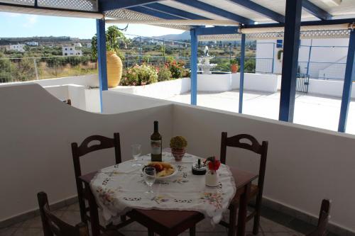 Gallery image of Theofilos Appartements in Livadi