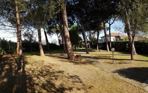 Taman di luar Appartamento e Parco Sergiunca