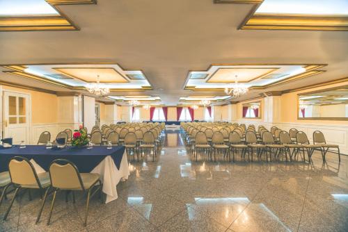 Kawasan bisnes dan/atau bilik persidangan di Hotel Royal Palace