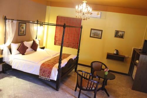 Postel nebo postele na pokoji v ubytování Rimlay Park Resort