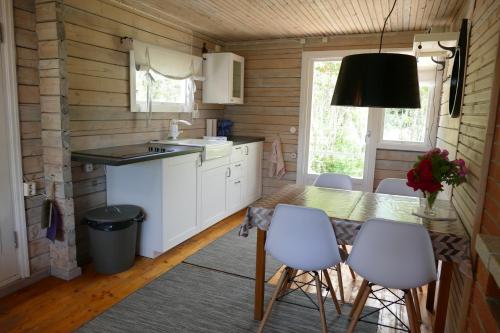 Gallery image of Tinore Holiday Home in Muratsi