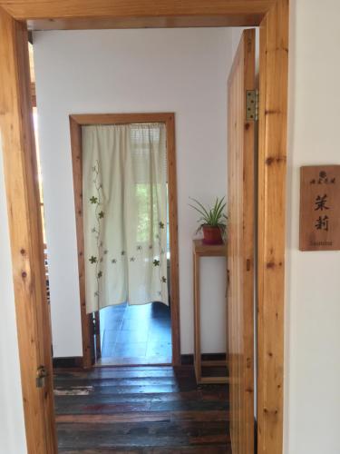 蘇州市にあるTongli Begonia Flowers Guesthouseのギャラリーの写真