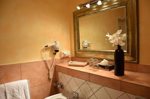 Ένα μπάνιο στο Hotel Landhaus Knappmann