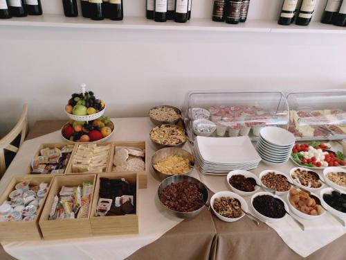 Makanan di atau berdekatan hotel