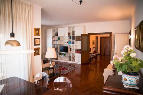 Plumbird Boutique & Apartment
