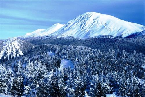 Ilgaz Derbent Hotel durante o inverno