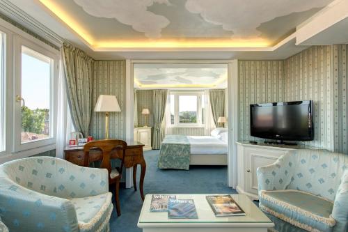 Μια τηλεόραση ή/και κέντρο ψυχαγωγίας στο Hotel Biasutti