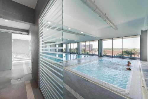 Πισίνα στο ή κοντά στο Parco Dei Principi Hotel Congress & SPA
