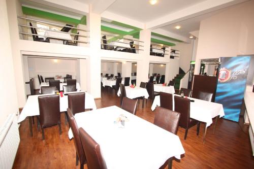 Posezení v ubytování Hotel Basarab