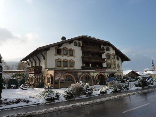Gallery image of Hotel Tyrolis in Zirl